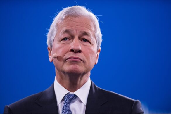 JPMorgan CEO: Soft Landing Possible, Warns of 'Scary Stuff'