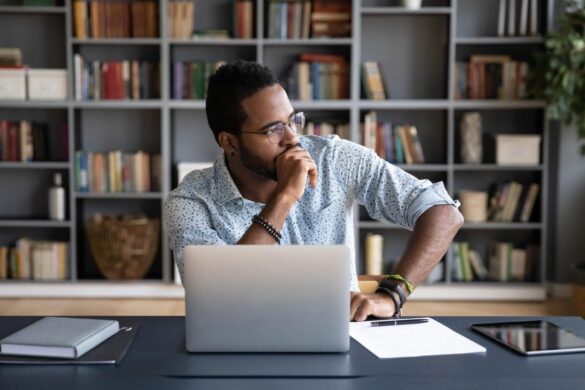 Nine Early Decisions These Entrepreneurs Made That Majorly Impacted Their Businesses