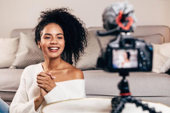 4 Lifestyle Changes To Help You Scale Your Side Hustle To Six Figures