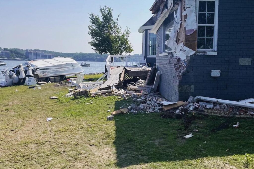 8 Hospitalized After Boat Crashes Into a House in Missouri