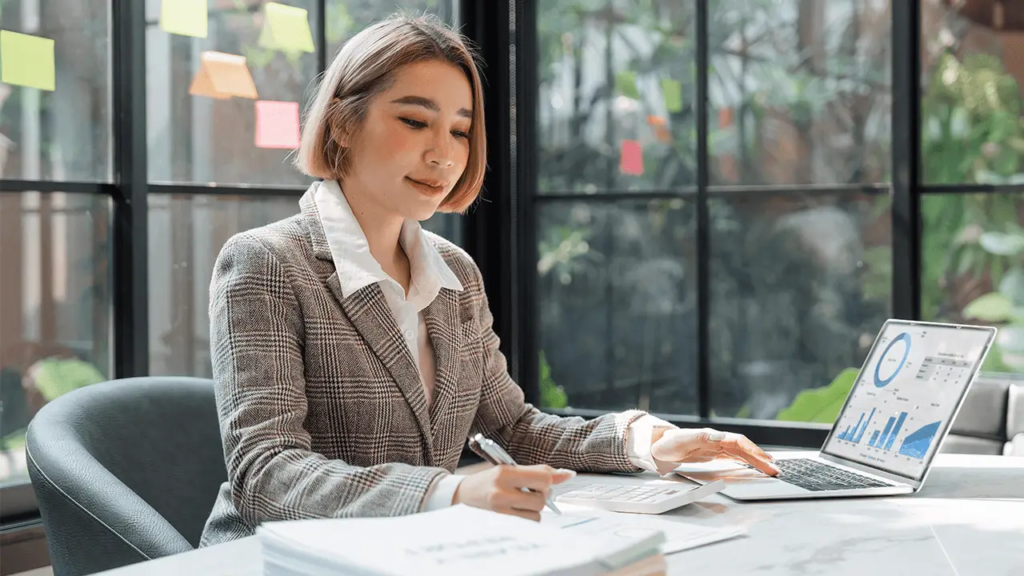 What Business Expenses Are Worthwhile? Entrepreneurial Experts Share Tips