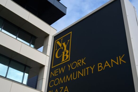 New York Community Bancorp Stock Plunges as Wall Street Eyes Other Regional Banks Warily