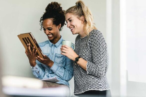 Hate Your Job? Here Are 5 Ways to Fall Back in Love With It