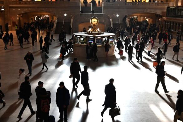 Hybrid Work Is Creating More Super Commuters
