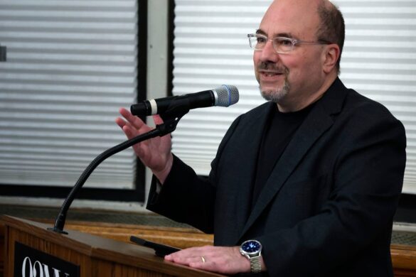 Craigslist's Founder Pledges $100 Million for Cybersecurity