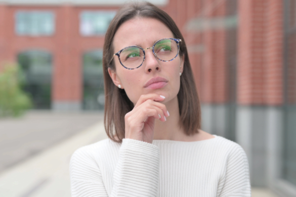 If you want to expand your knowledge of the world as you get older, say goodbye to these 7 behaviors