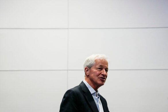 JPMorgan CEO Jamie Dimon: 'I Hugged It Out' With Elon Musk