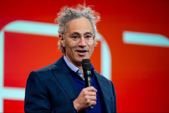 Palantir Launches Recruiting Campaign Saying Skip College