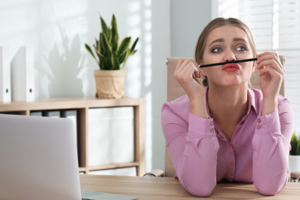 People who hold themselves back from success usually exhibit these 8 limiting habits