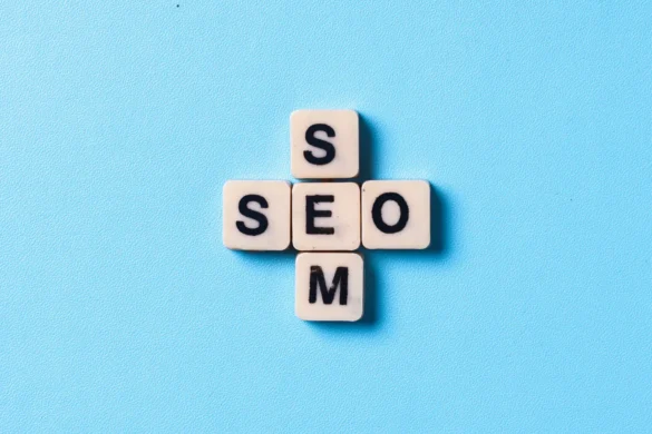 Wooden cubes with the word SEO and SEM