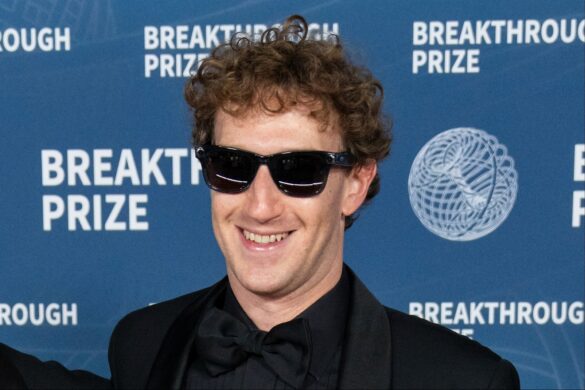 Meta CEO Mark Zuckerberg Wants You to Make AI Friends